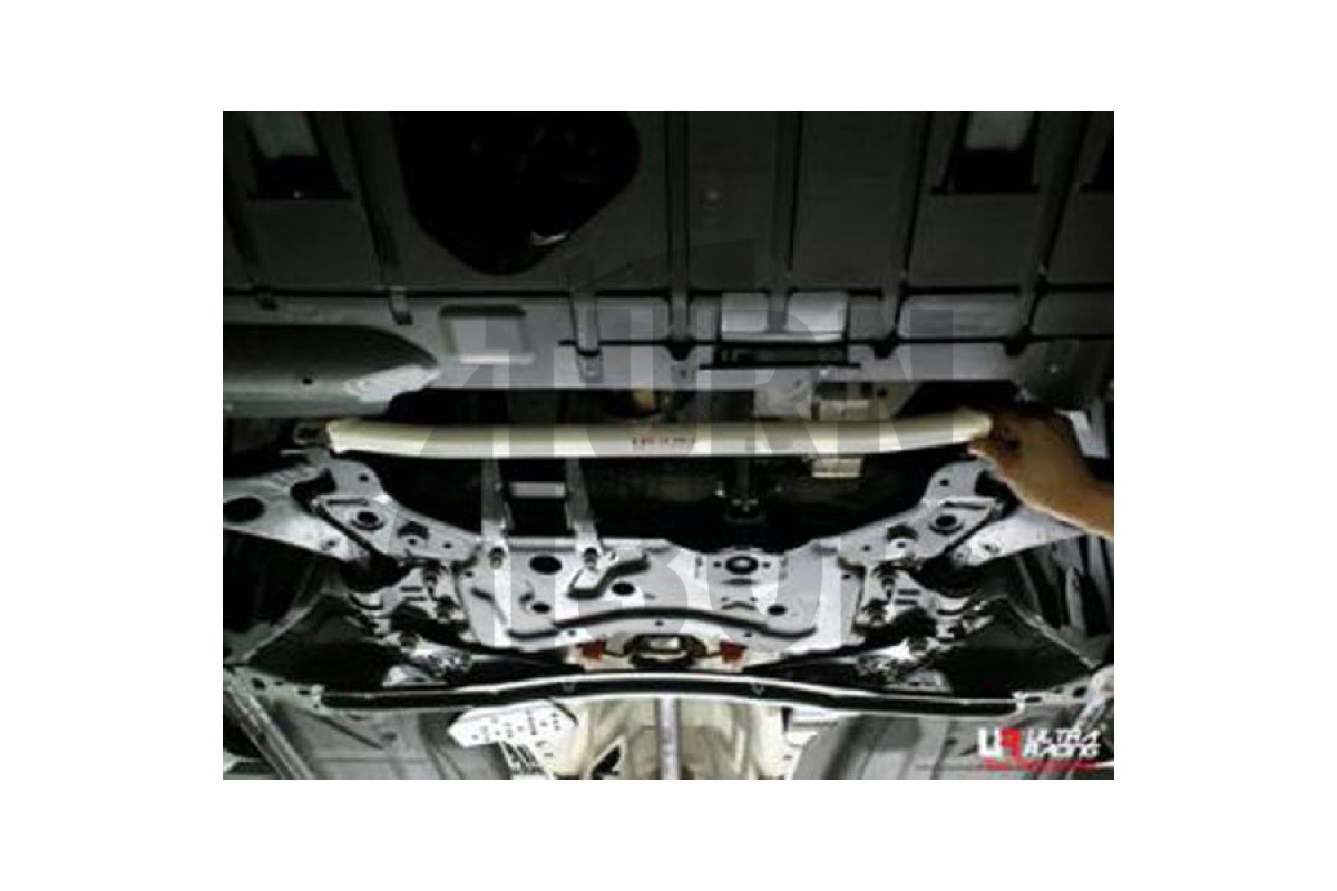 Przednia dolna belka Ultra Racing Mazda 3 MPS BL 09+