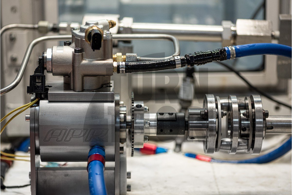 APRWysokociśnieniowa pompa paliwa Golf 5 GTI / S3 8P / Golf 6 R / S3 8P 2.0 TFSI EA113