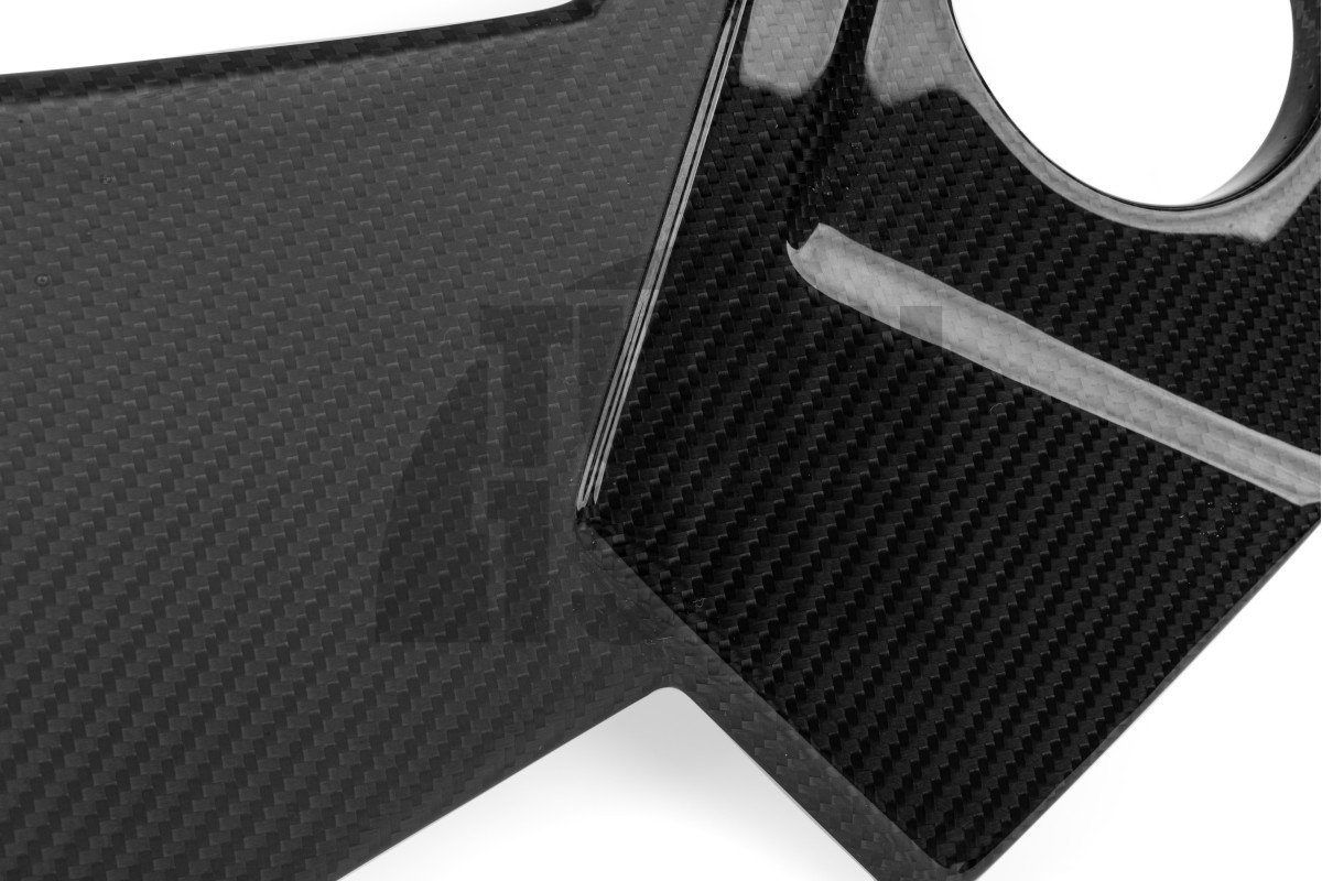 Osłona silnika APRCarbon Fiber Audi RS6 C8 / RS7 C8