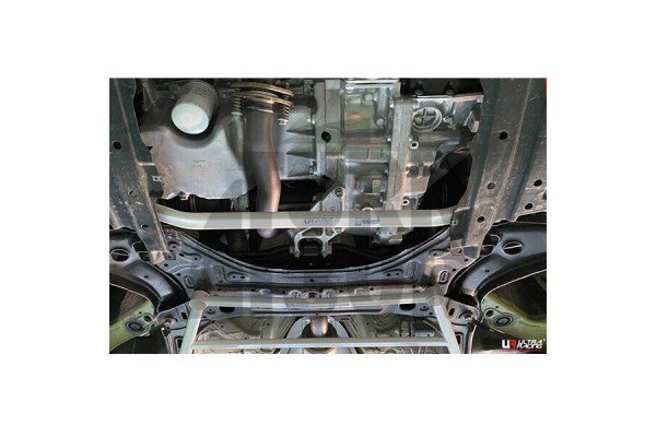 Ultra Racing Przednia dolna belka Suzuki Swift Sport ZC33S