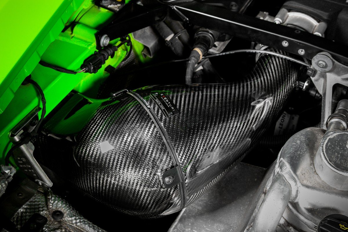 Wlot z włókna węglowego Eventuri dla Audi R8 V10 4S / Lamborghini Huracan