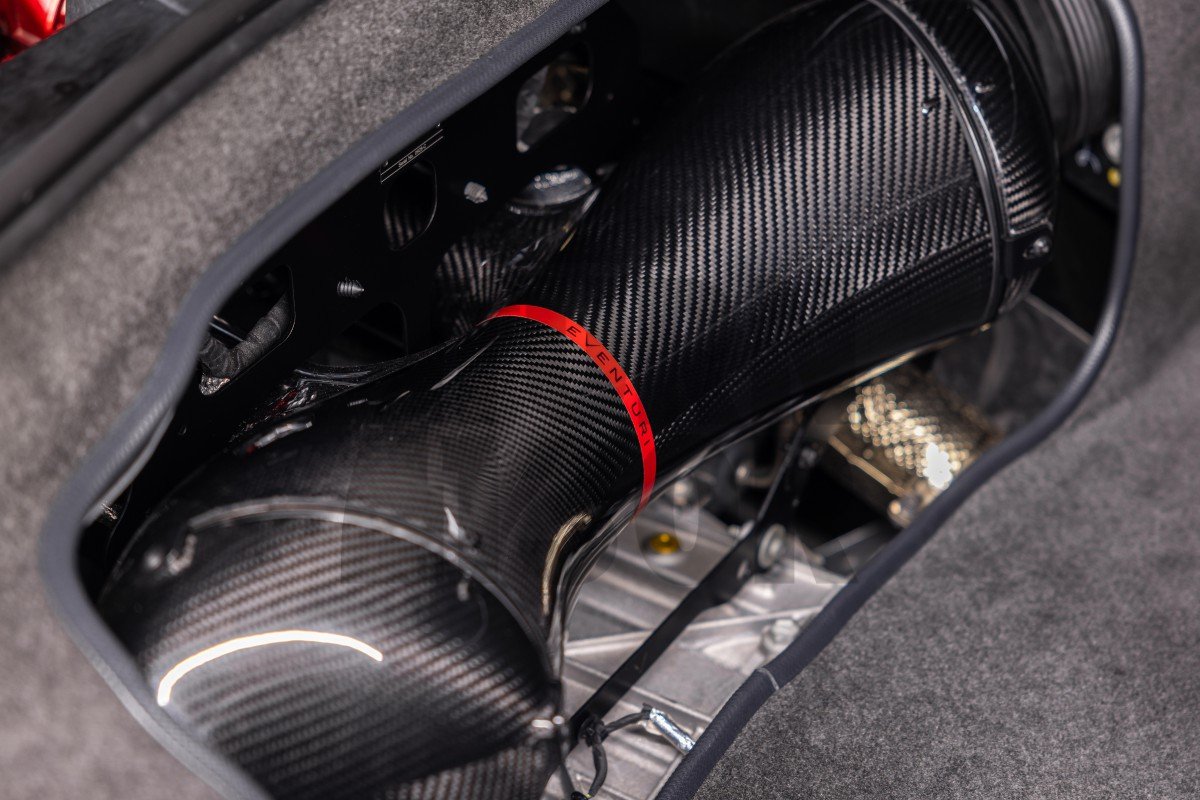 EVENTURI Carbon Intake dla C8 Corvette Stingray Coupe