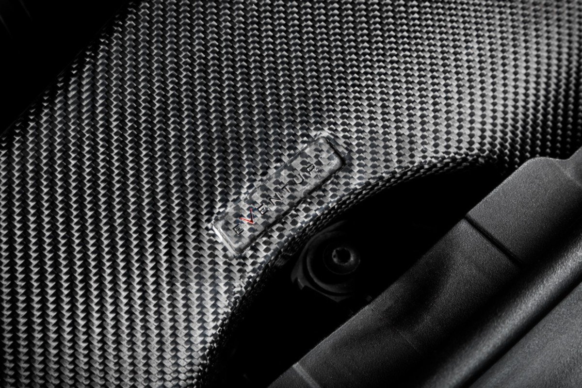 Układ dolotowy z włókna węglowego Eventuri do BMW 135i / 235i F40