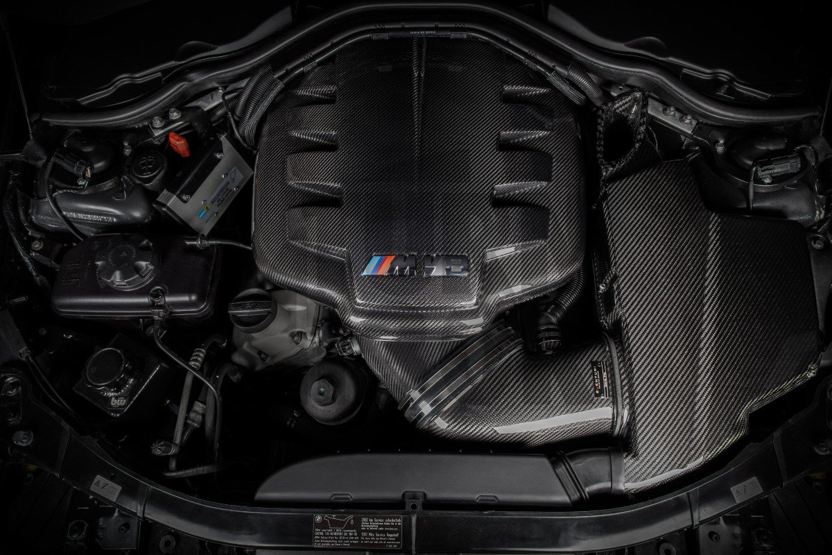 Plenum z włókna węglowego Eventuri do BMW M3 E9x