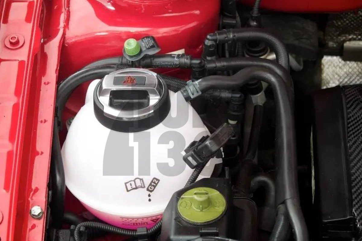Korek zbiornika wyrównawczego płynu chłodzącego w stylu R8 do Audi, Seat, Skoda, VW 1.8T 20V, 2.0 TFSI, V6 3.2 FSI, 4.2 V8