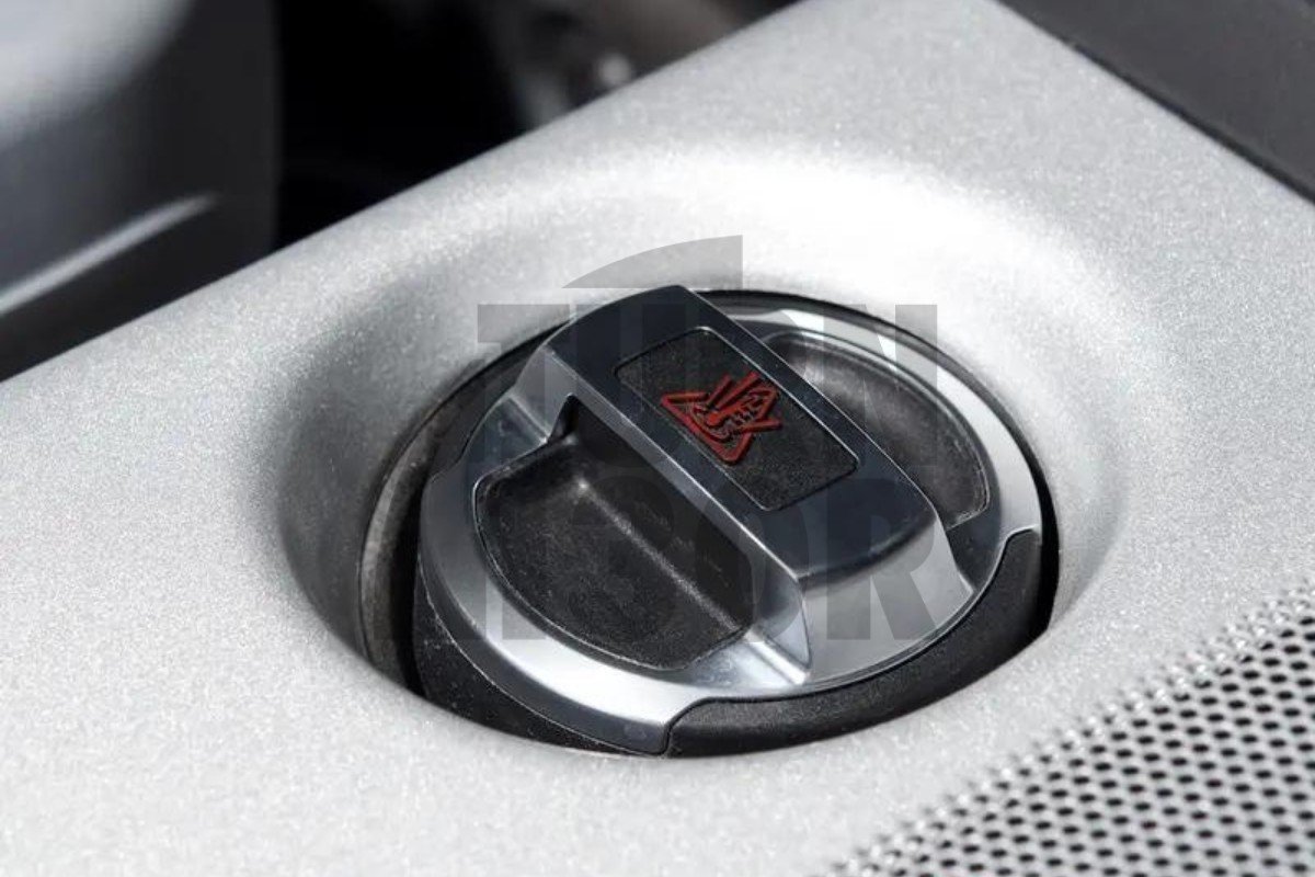 Korek zbiornika wyrównawczego płynu chłodzącego w stylu R8 do Audi, Seat, Skoda, VW 1.8T 20V, 2.0 TFSI, V6 3.2 FSI, 4.2 V8