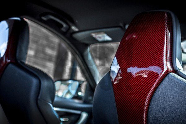 Zestaw pokrowców na oparcia foteli z włókna węglowego Eventuri do BMW M3 F80 / M4 F8x / M2 Comp F87