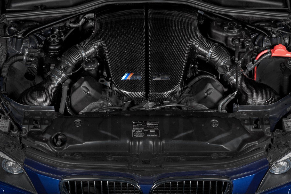 Plenum z włókna węglowego Eventuri do BMW M5 E60