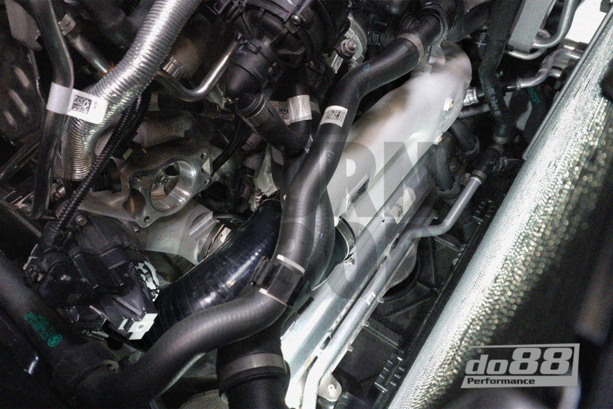 Zestaw rury doładowania do BMW M3 G80 / M4 G8x i X3M / X4M F9x Do88