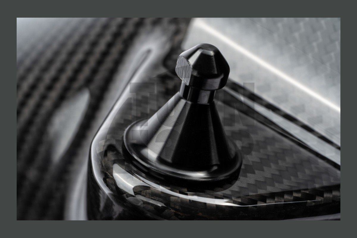 Zestaw dolotowy z włókna węglowego do BMW M3 F80 / M4 F8x S55 AMS Performance