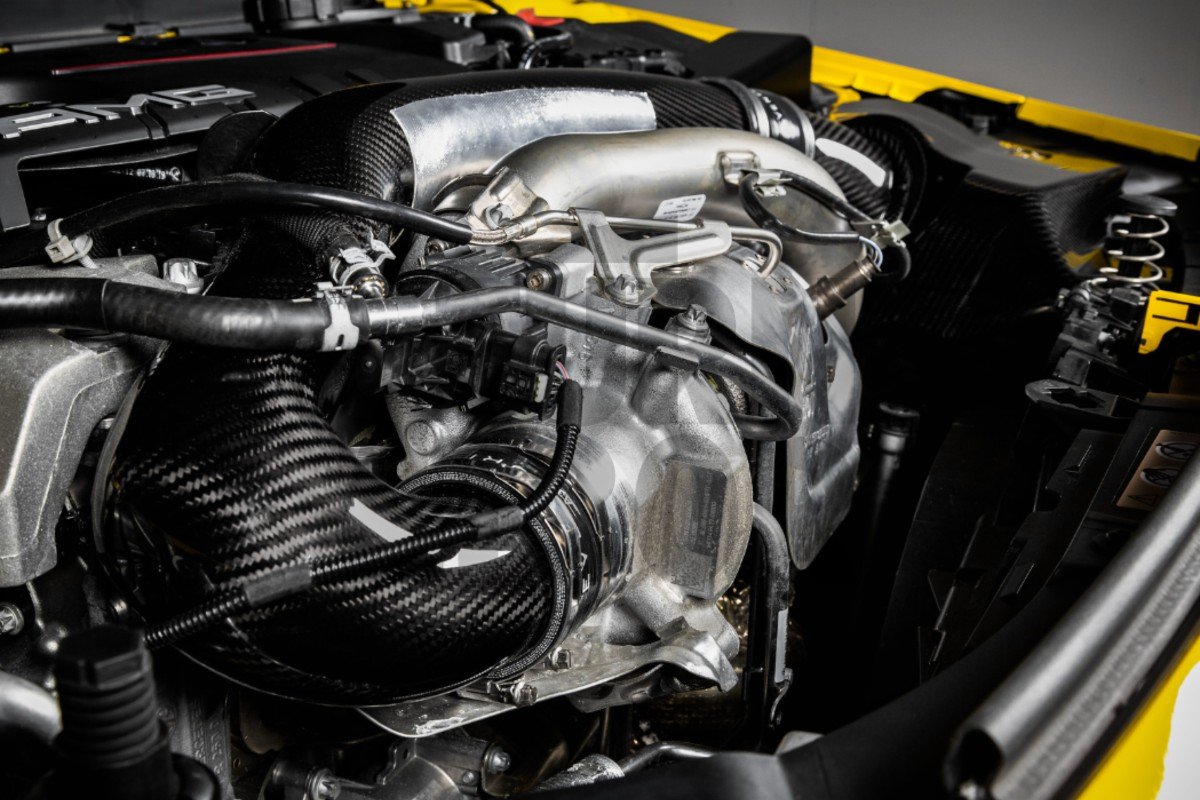 Wlot z włókna węglowego Eventuri dla Mercedes Benz A35 AMG W177