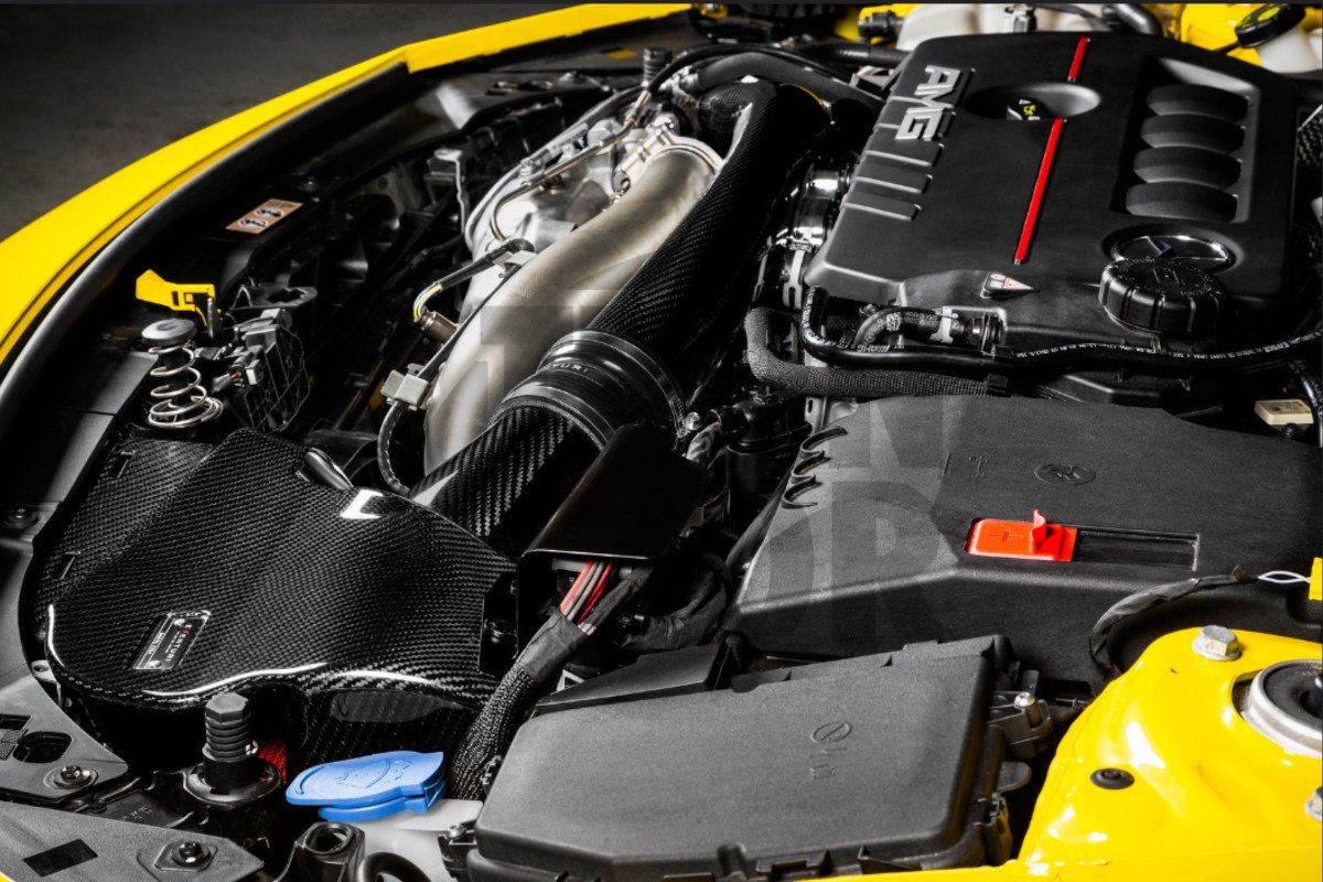 Wlot z włókna węglowego Eventuri dla Mercedes Benz A35 AMG W177