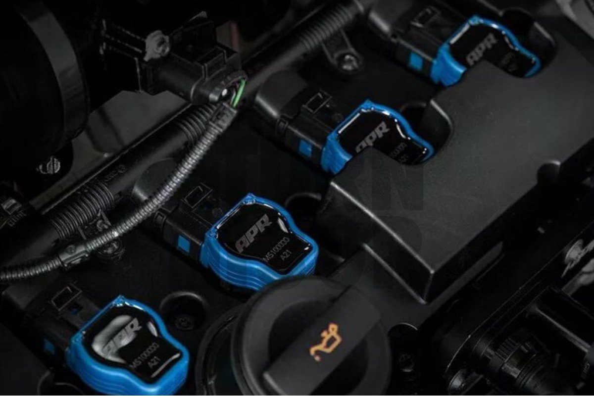 Niebieskie zestawy cewek do S3 8P / Golf 5 - 6 GTI / Golf 6 R / Leon 2 Cupra 2.0 TFSI EA113 / EA888.1 APR