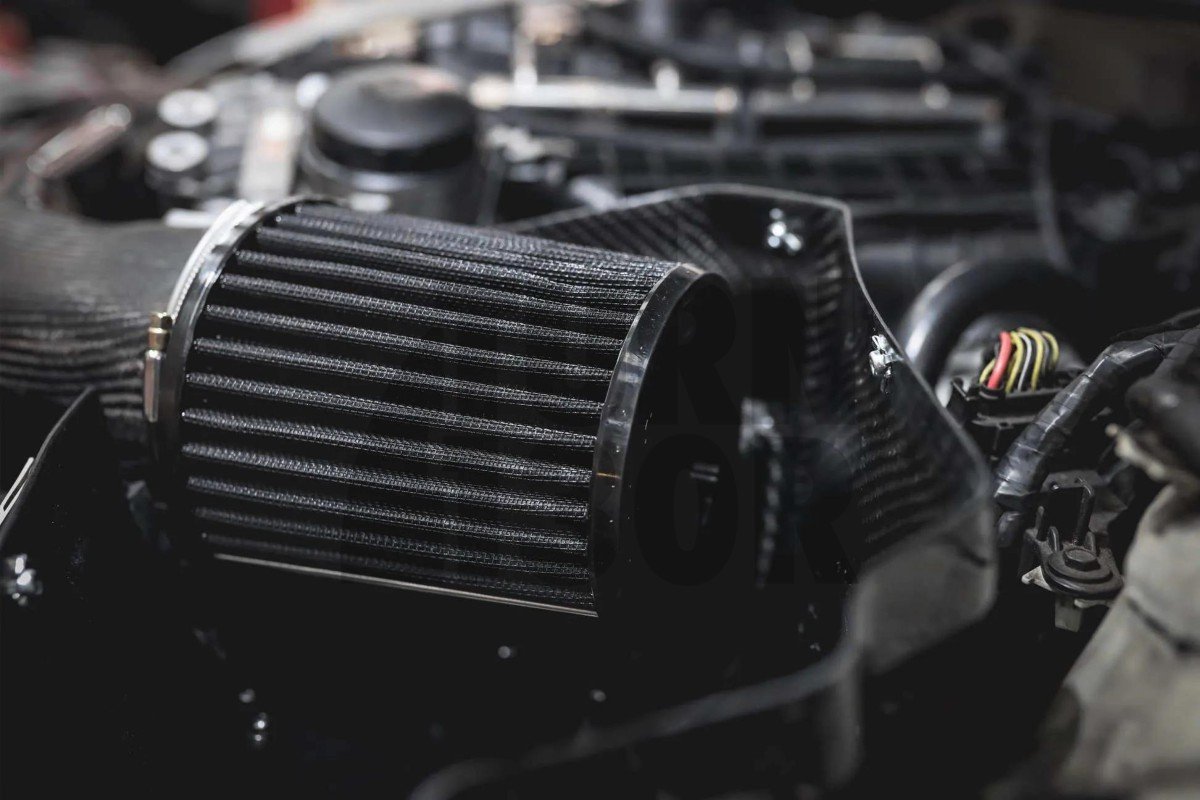 Wlot powietrza z włókna węglowego Armaspeed BMW 135i / 235i F2x i 335i / 435i F3x N55