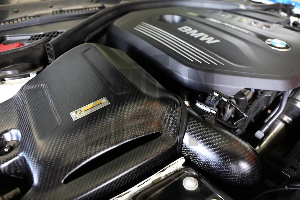 Wlot powietrza z włókna węglowego Armaspeed BMW 140i / 240i / 340i / 440i B58
