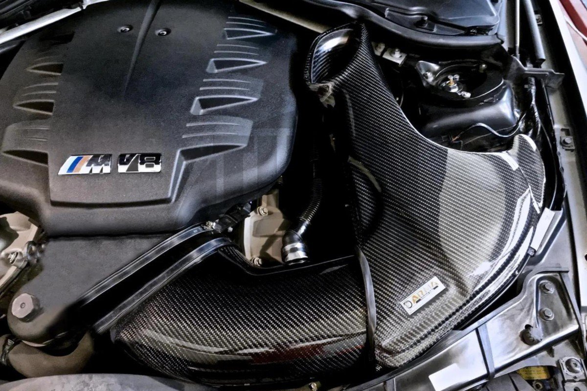 Wlot powietrza z włókna węglowego Armaspeed BMW M3 E9x