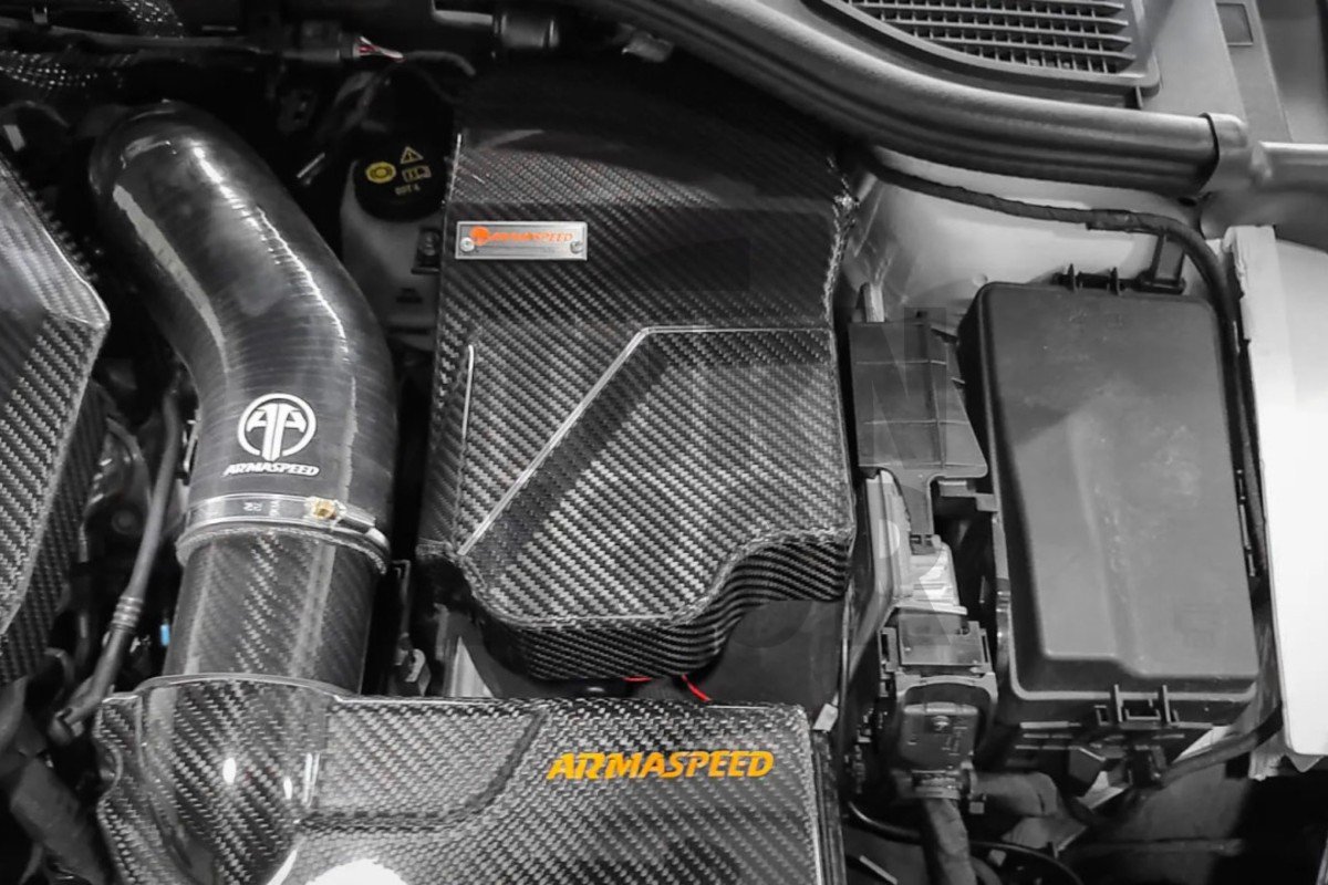 Osłona akumulatora z włókna węglowego Armaspeed S3 8Y / Golf 8 GTI / Golf 8 R / Octavia NX VRS